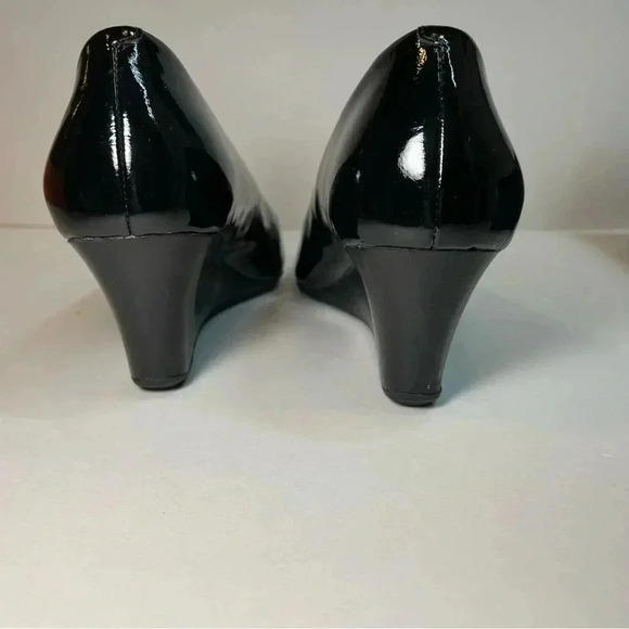 Cole Haan Tali Luxe Stacked Wedge Black Patent Leather Slip On Shoes Womens 7B - Picture 7 of 9